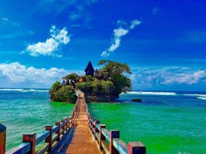 pantai balekambang malang